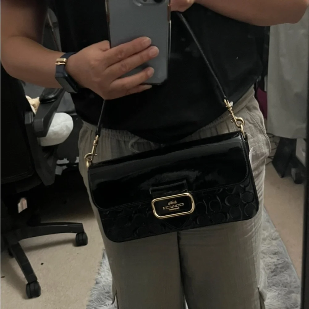 Coach NWT Morgan Shoulder Bag In Signature patent leather black 🤩 - Picture 12 of 15